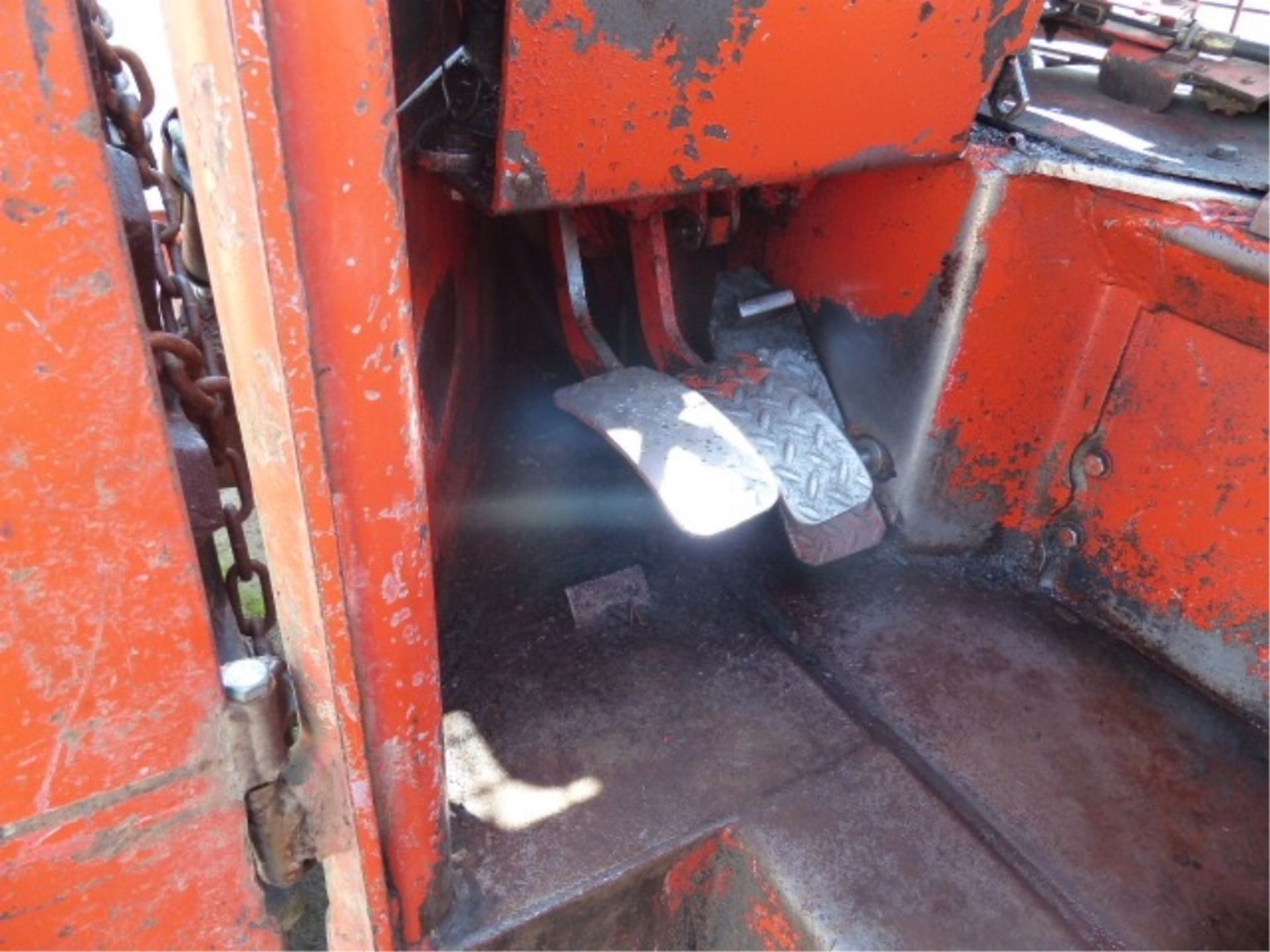 1987 TIMBERJACK 240A CABLE SKIDDER - Image 14 of 15