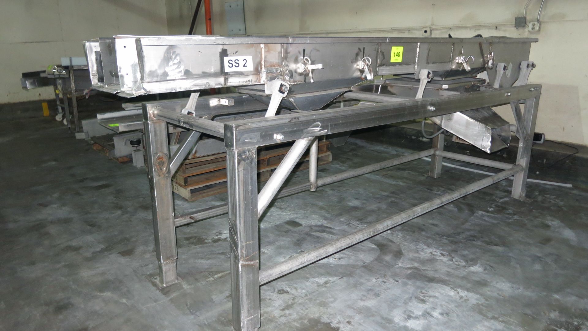 Vibratory Conveyor