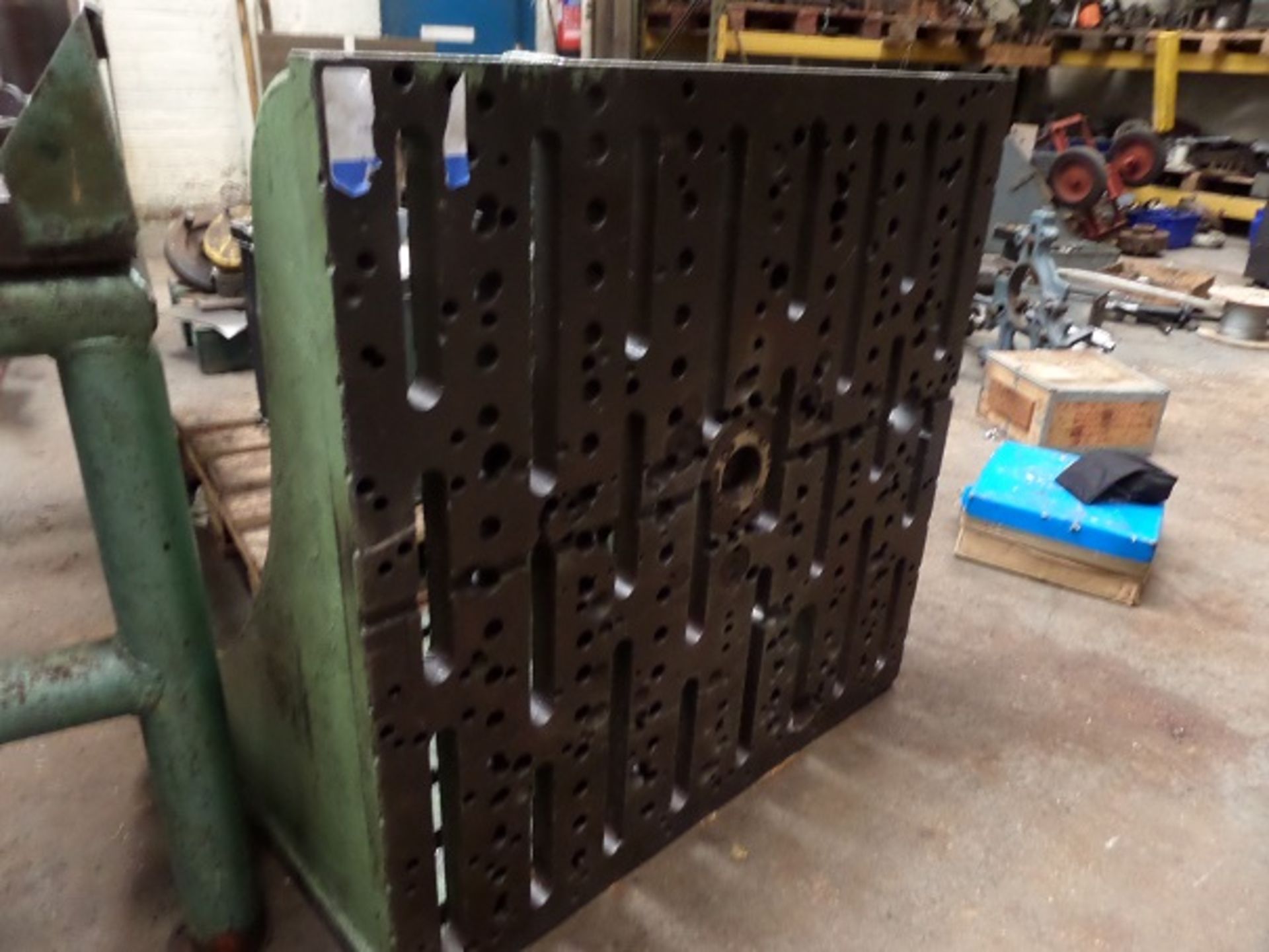 Slotted Angle Plate - Image 3 of 3