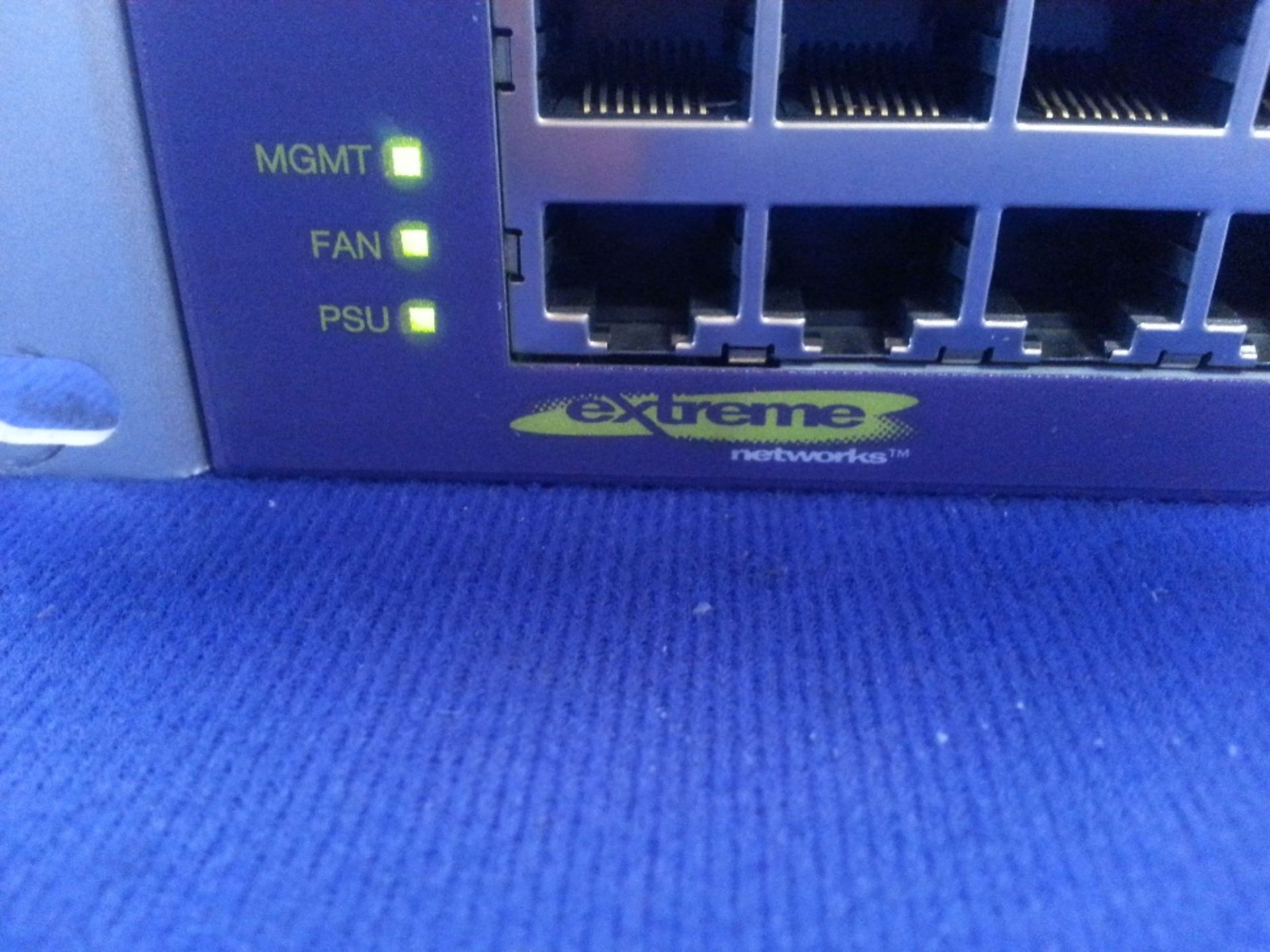 EXTREME Summit 200-48 48 Port 10/100 Switch - 1U Rackmount - Powers On - Image 2 of 2