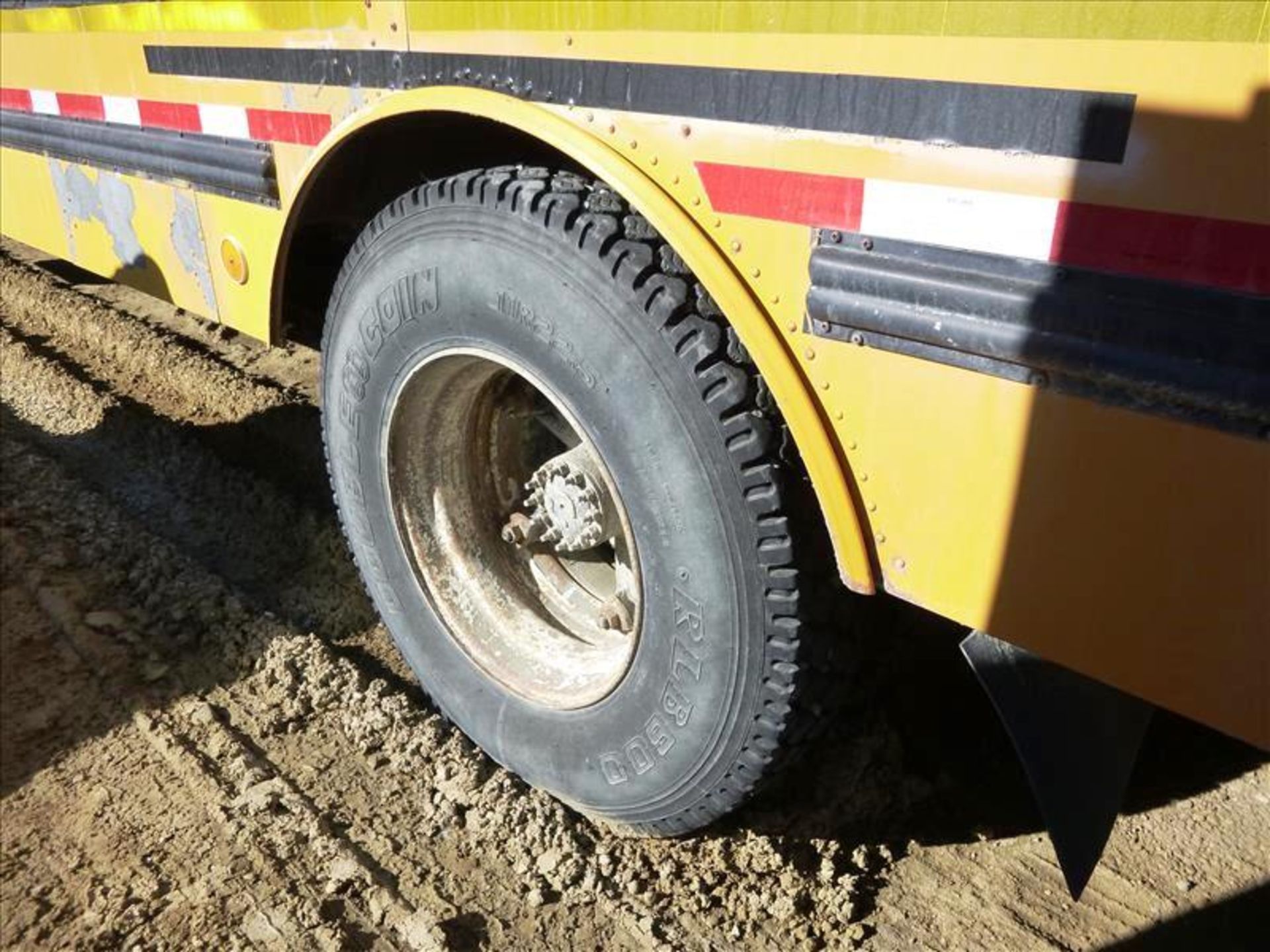 Ford Bus, mod. B7000, VIN No. 1FDPJ74NXHVA27131 (5800-LV-102), hour meter reads 9996 hrs. - Image 10 of 17