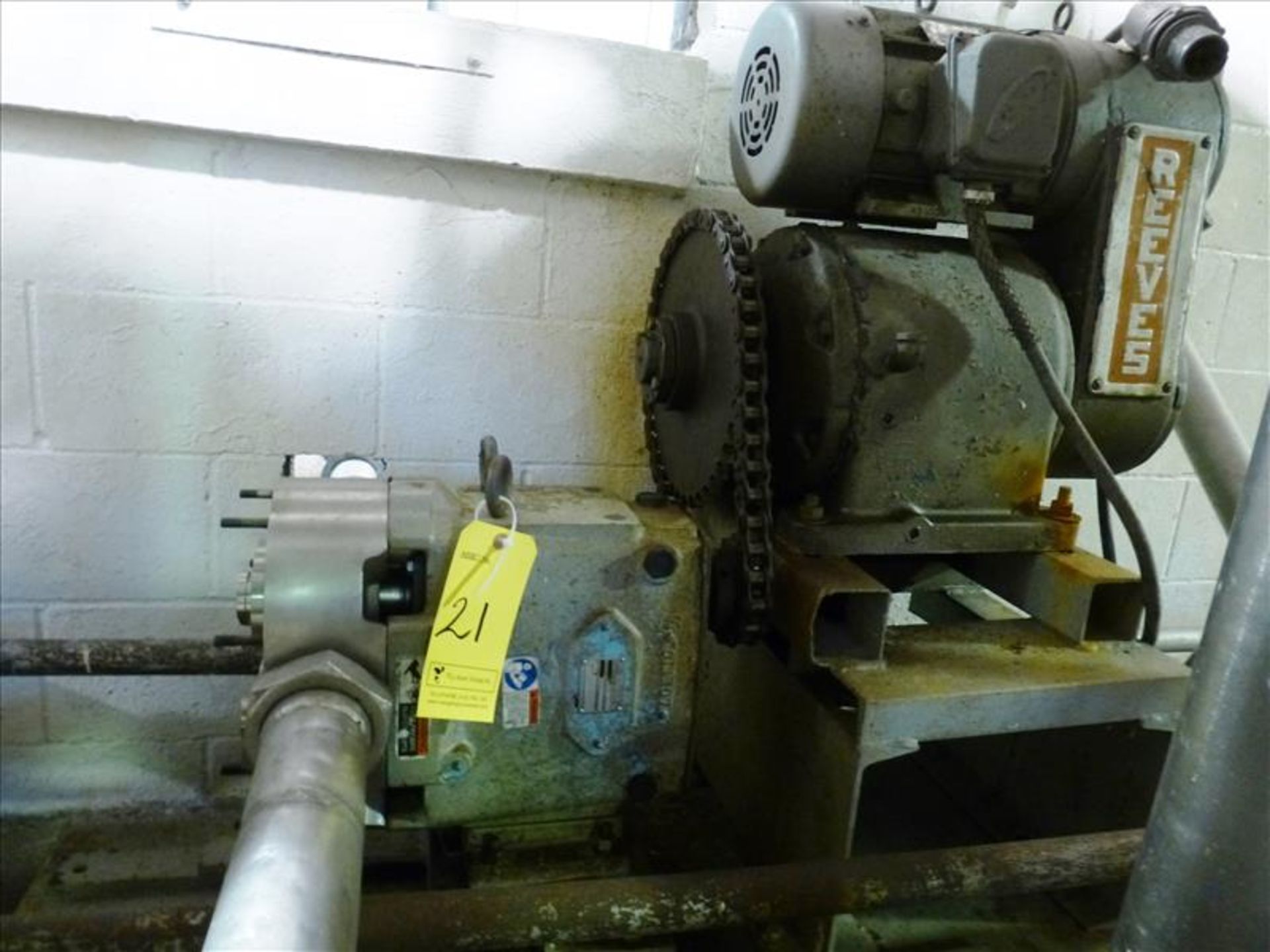 Waukesha s/s positive displacement pump, mod. 130, ser. no. 444217- 07 c/w Reeves VSD