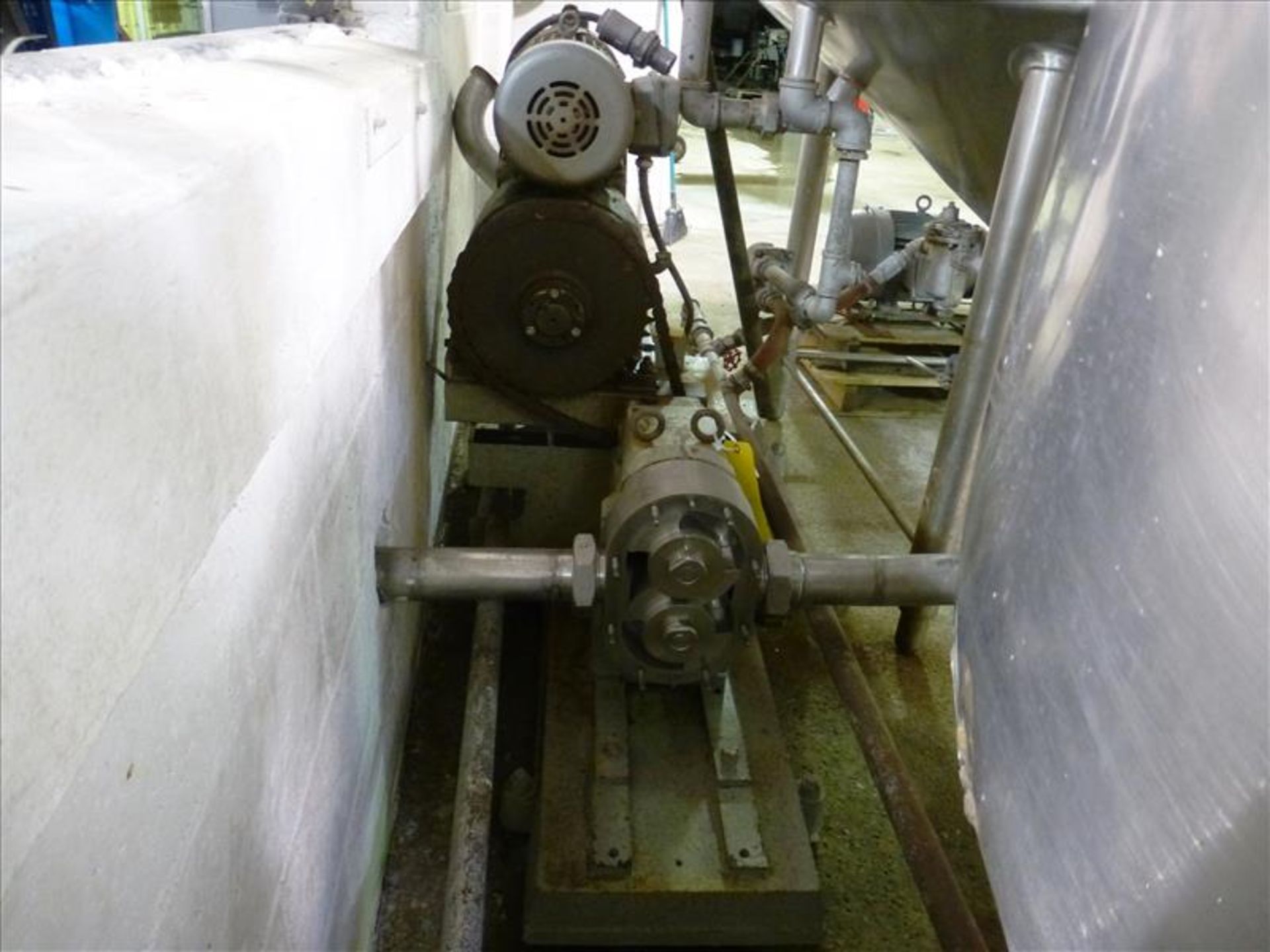 Waukesha s/s positive displacement pump, mod. 130, ser. no. 444217- 07 c/w Reeves VSD - Image 2 of 4