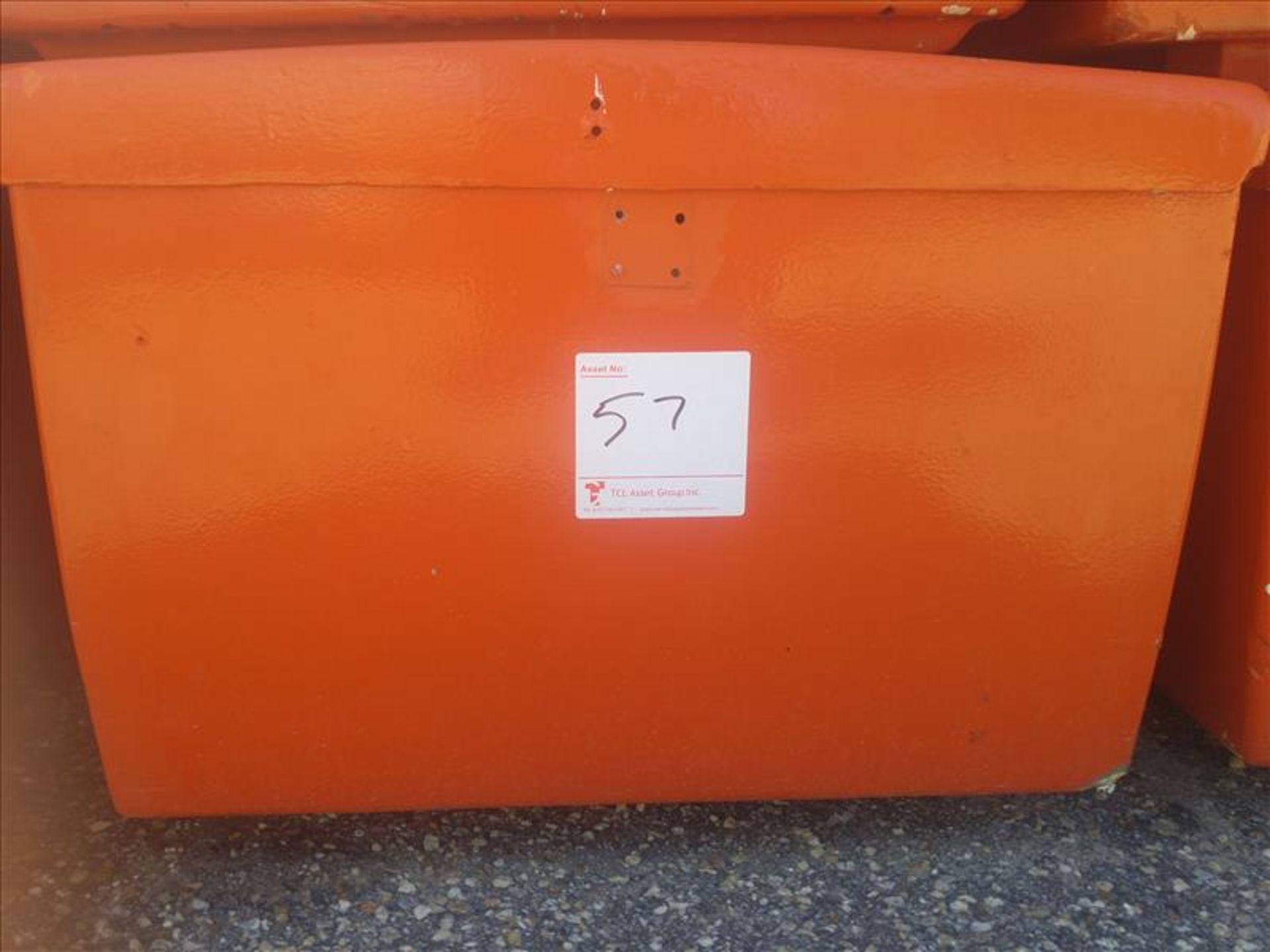 Large lifejacket container with approx. 24 lifejackets