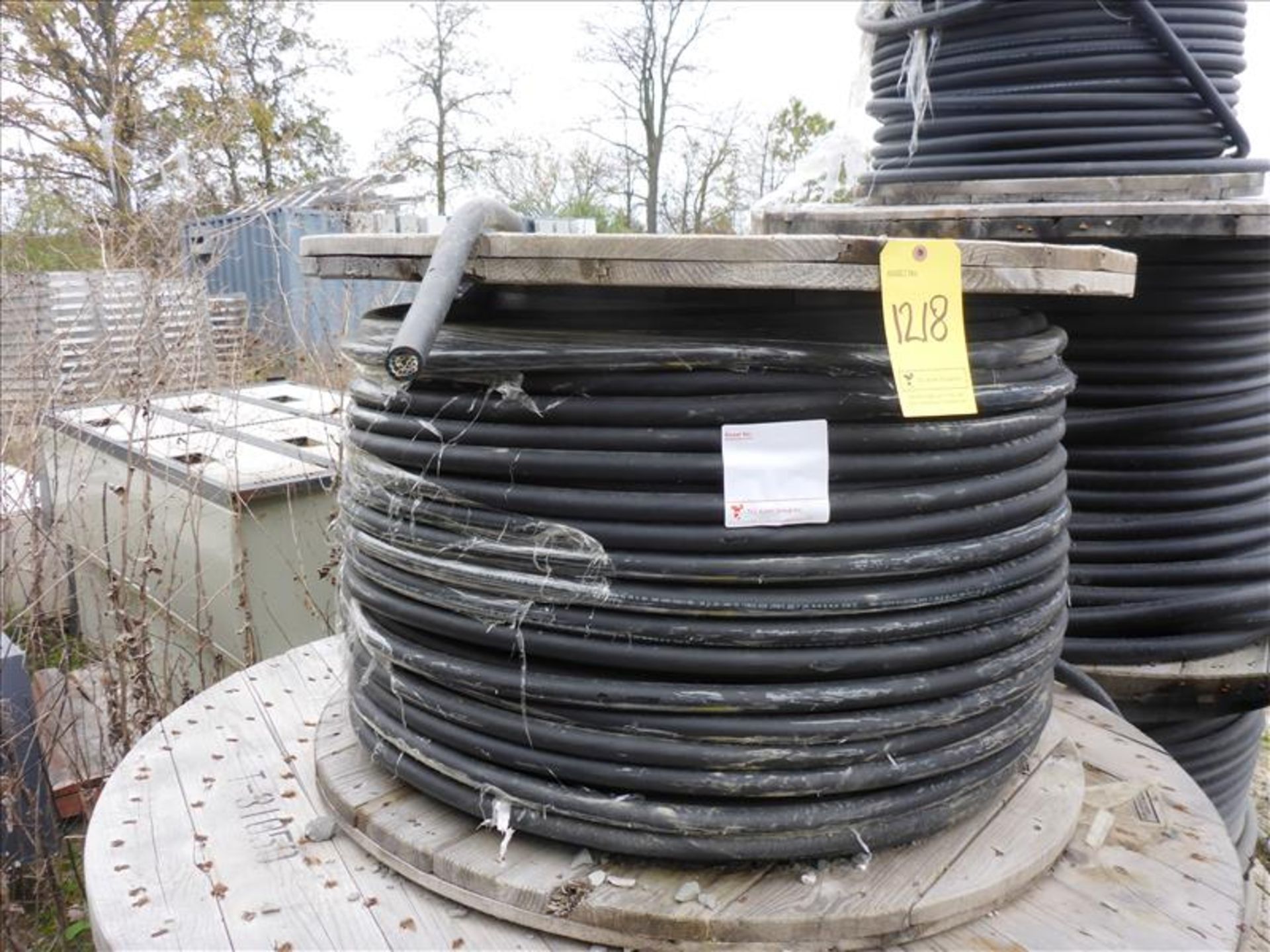 reel of electrical cable, approx. 700 ft. CCI Royal 20/C 14AWG (2.08mm2) SOOW E54864/L 600V (-40C)