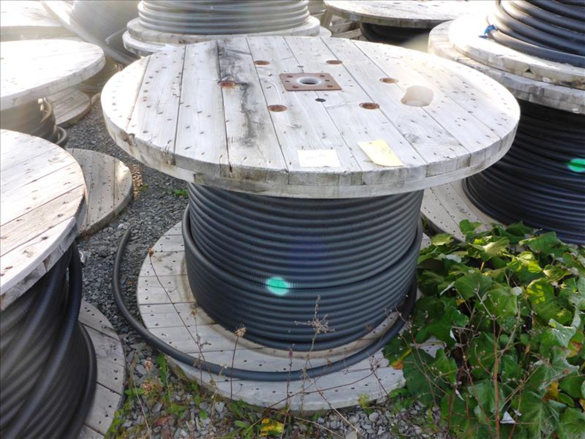 reel of electrical cable, approx. 700 ft., 00791 M -I- Aug/2013 Nexans Firex - II 14 AWG/30C Teck 90
