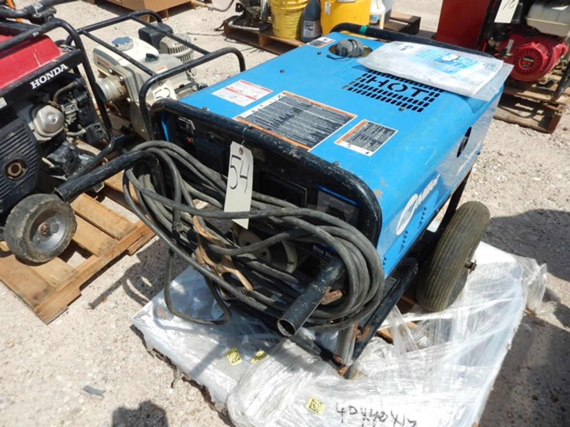 MILLER Model BLUE STAR 185 Welder/ Generator