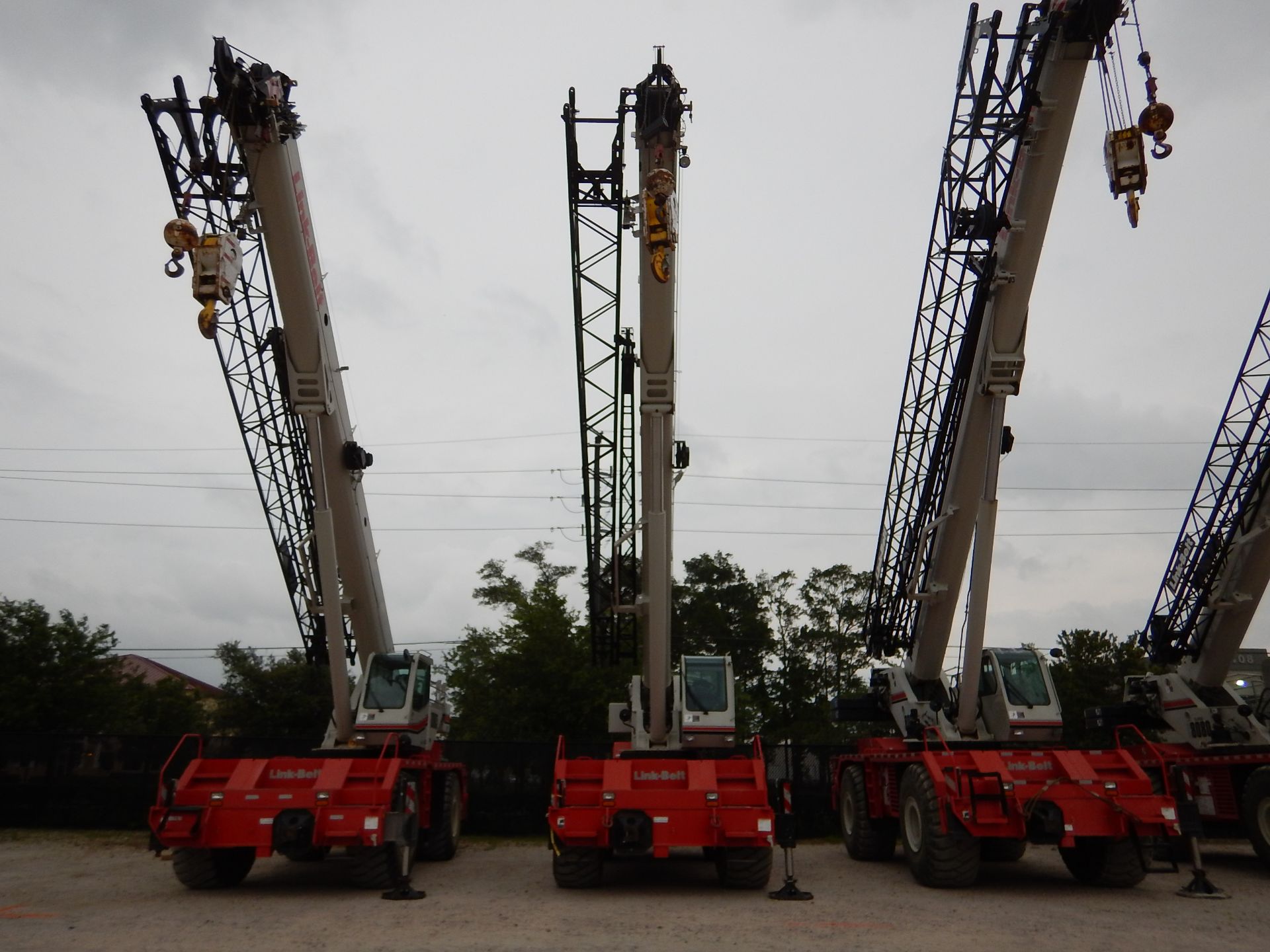 2014 Link Belt Model RTC 8065 II Rough Terrain Crane 1,372 Hours | 65 Ton, 38'-115' 4 SECTION