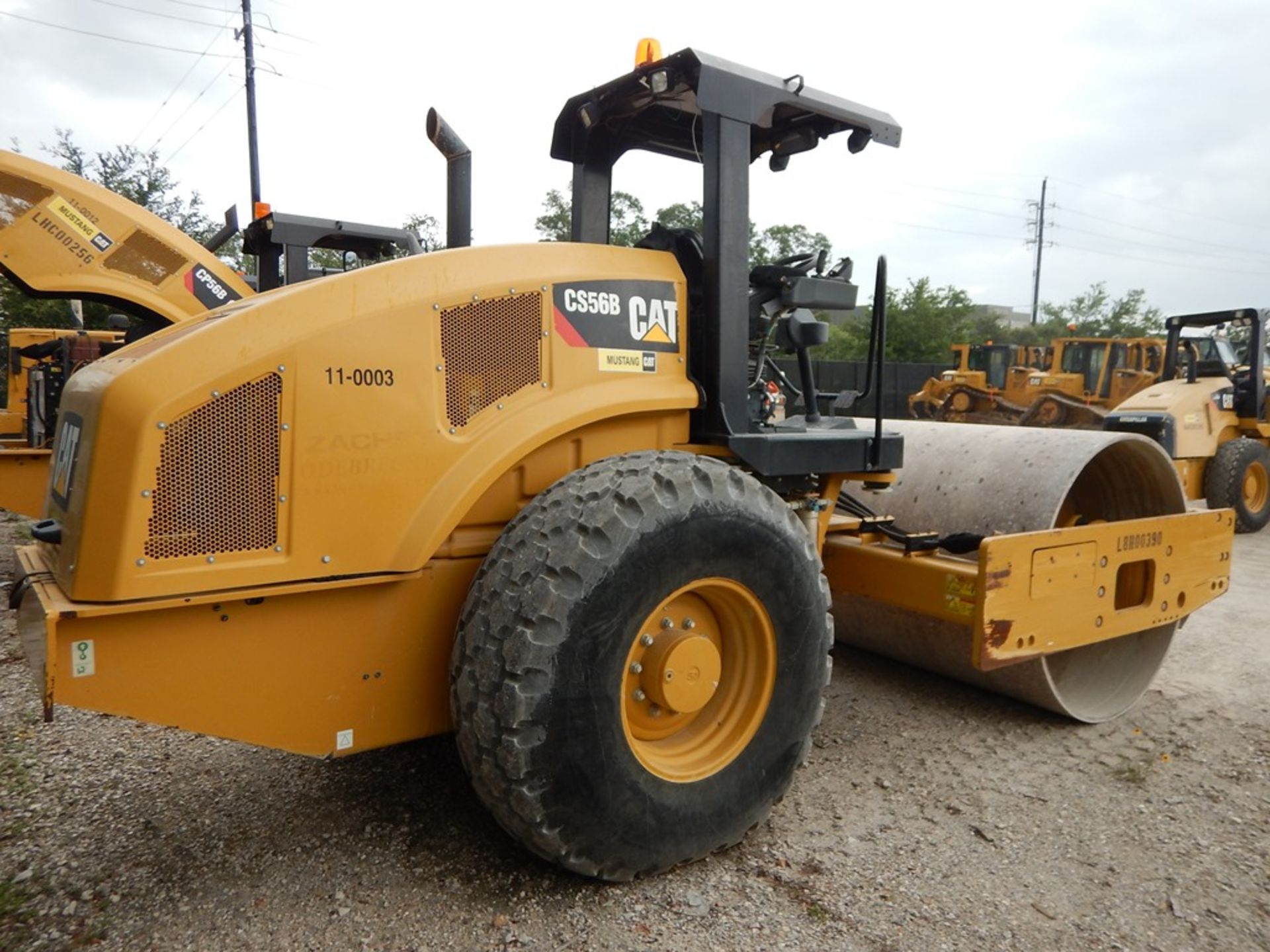 2012 Caterpillar Model CS56B Smooth Drum Compactor 1,622 Hours | 84" SMOOTH DRUM COMPACTOR, - Image 3 of 9