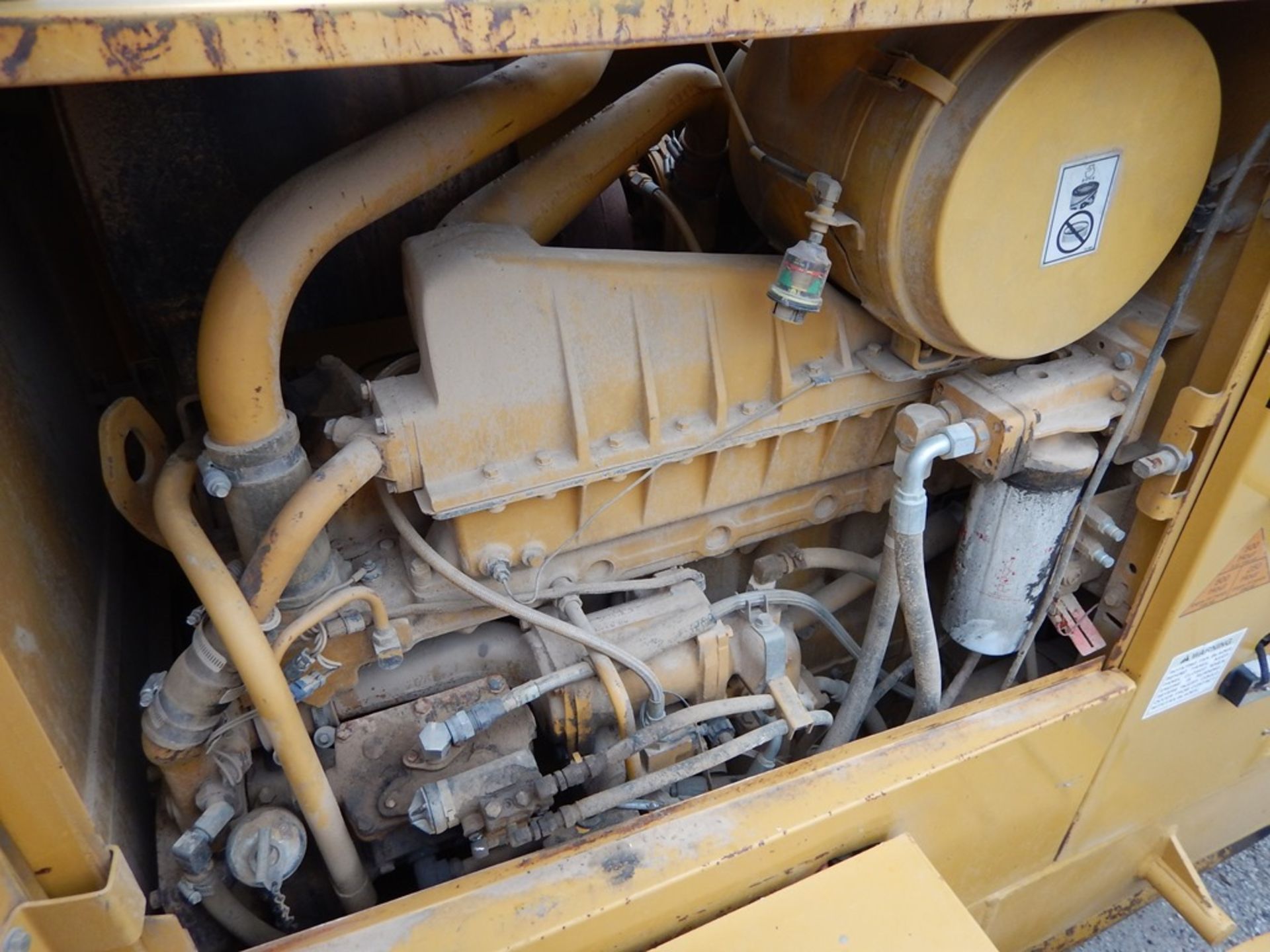 2001 Caterpillar Model 14H Motor Grader 15,711 Hours | CAB, A/C, PUSH BLOCK, 14' MOLD BOARD, CAT - Image 17 of 18