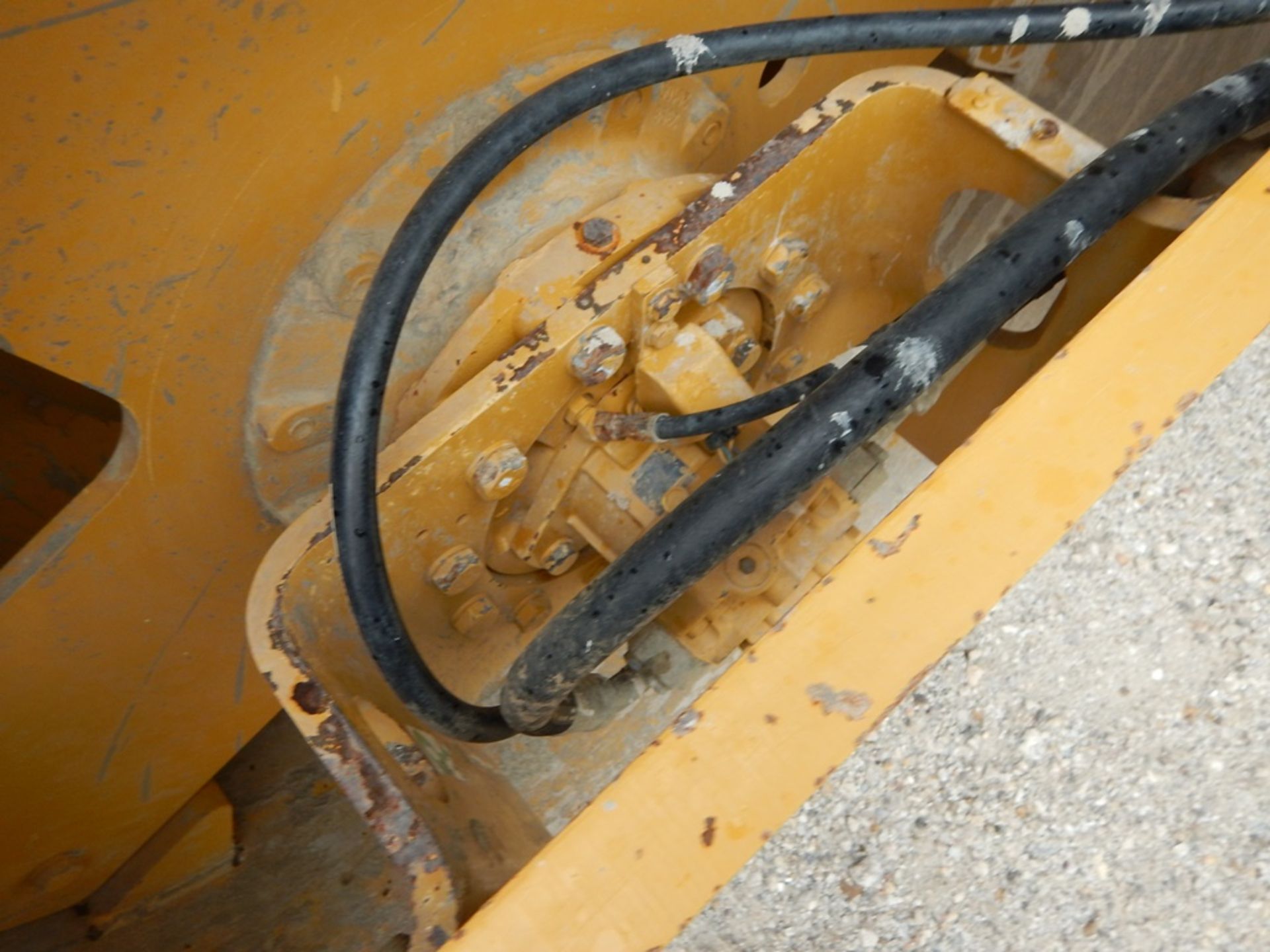 2012 Caterpillar Model CS56B Smooth Drum Compactor 1,622 Hours | 84" SMOOTH DRUM COMPACTOR, - Image 8 of 9