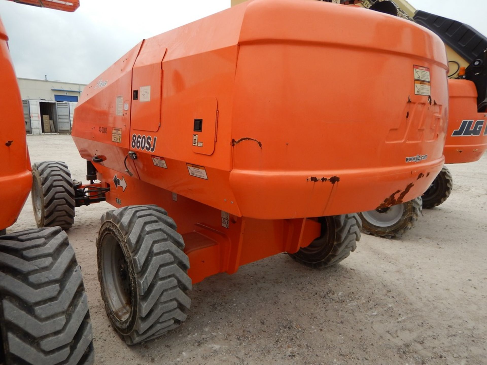 2013 JLG Model 860SJ Manlift 2,830 Hours | 86', 4WD, DIESEL ENGINE, 15-625NHS TIRE, VIN# 300178168 - Image 2 of 6