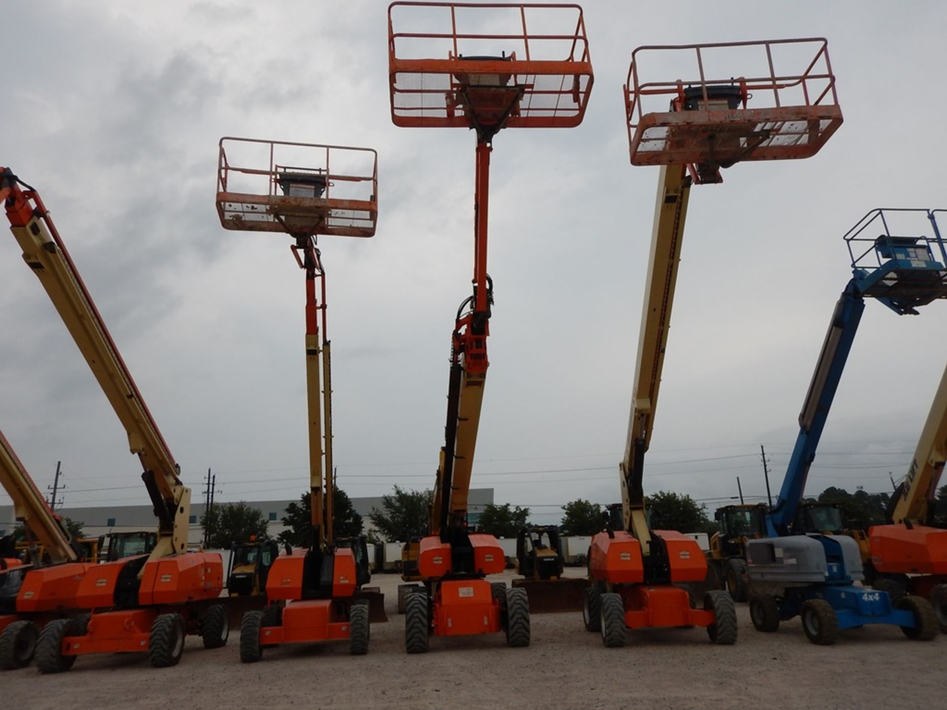 2014 JLG Model 1200 SJP Manlift 1,979 Hours | 120', 4WD, DIESEL ENGINE, IN445/50D710 TIRE, VIN# - Image 3 of 6