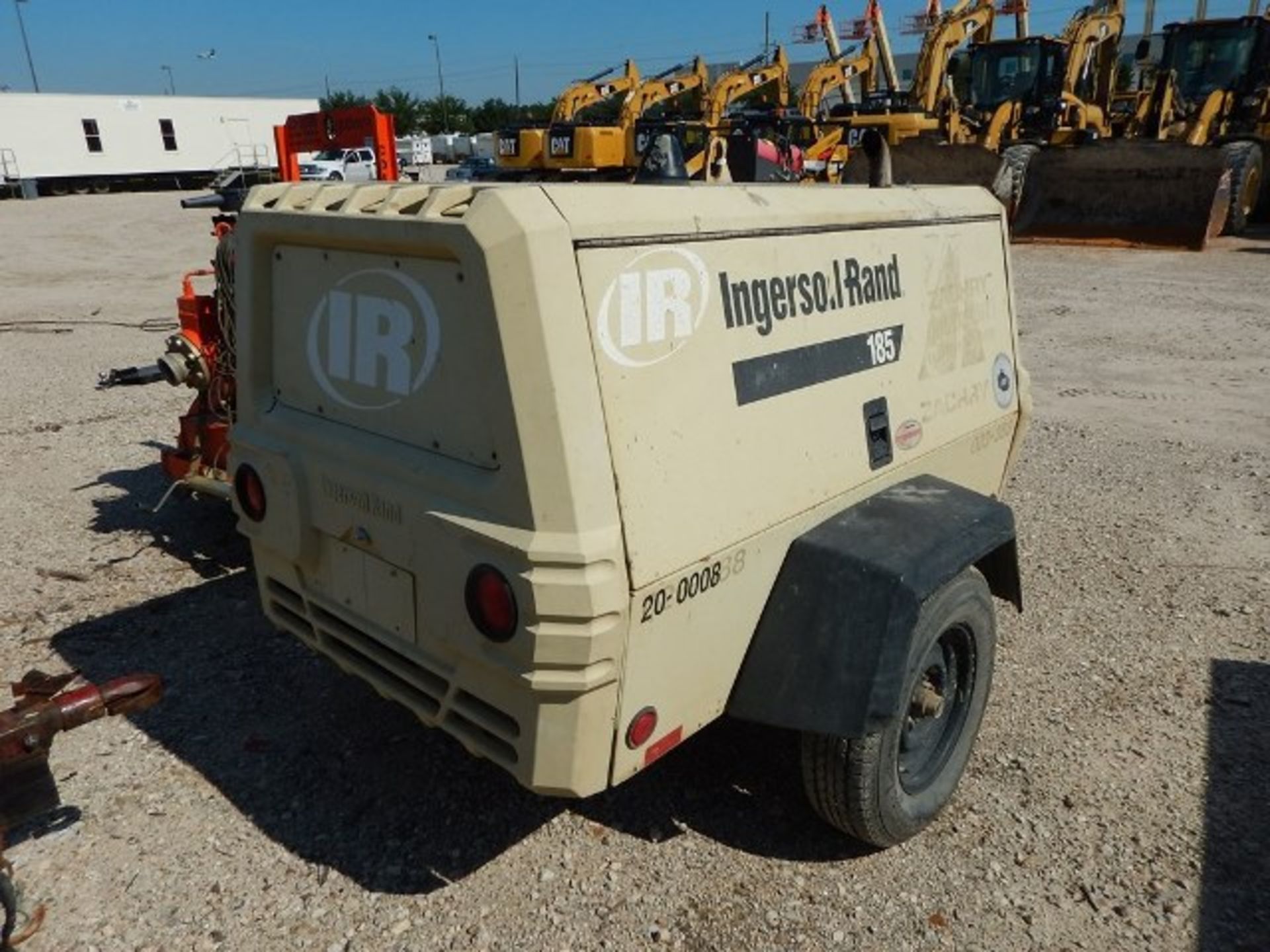 2006 Ingersoll Rand Model P185WIR Air Compressor 1,719 Hours | 185 CFM, DIESEL ENGINE, S/A, VIN# - Image 2 of 4