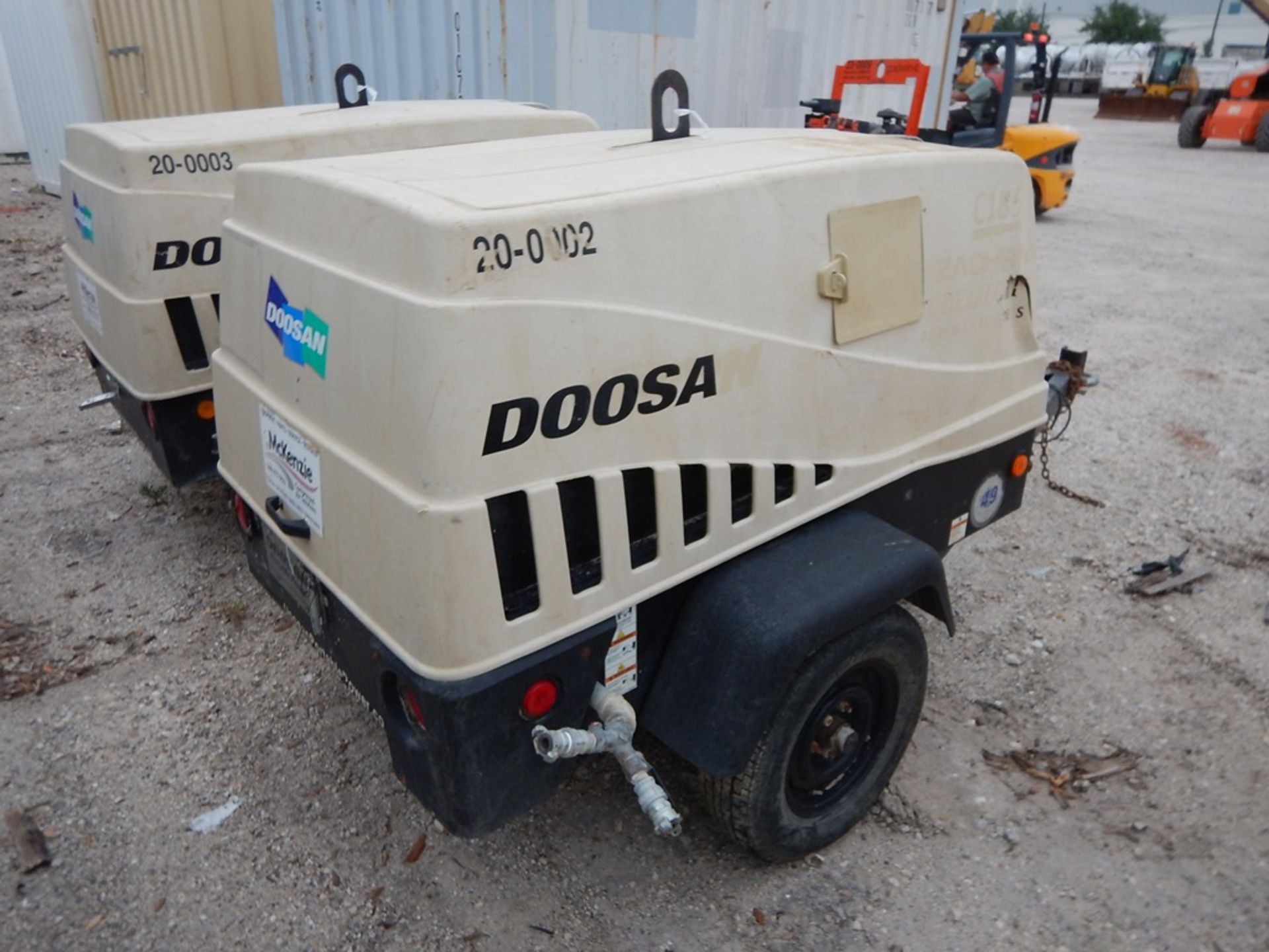 2013 Doosan Model C185 Air Compressor 937 Hours | 185 CFM, DIESEL ENGINE, S/A, VIN# 451735UBXD95 - Image 2 of 3