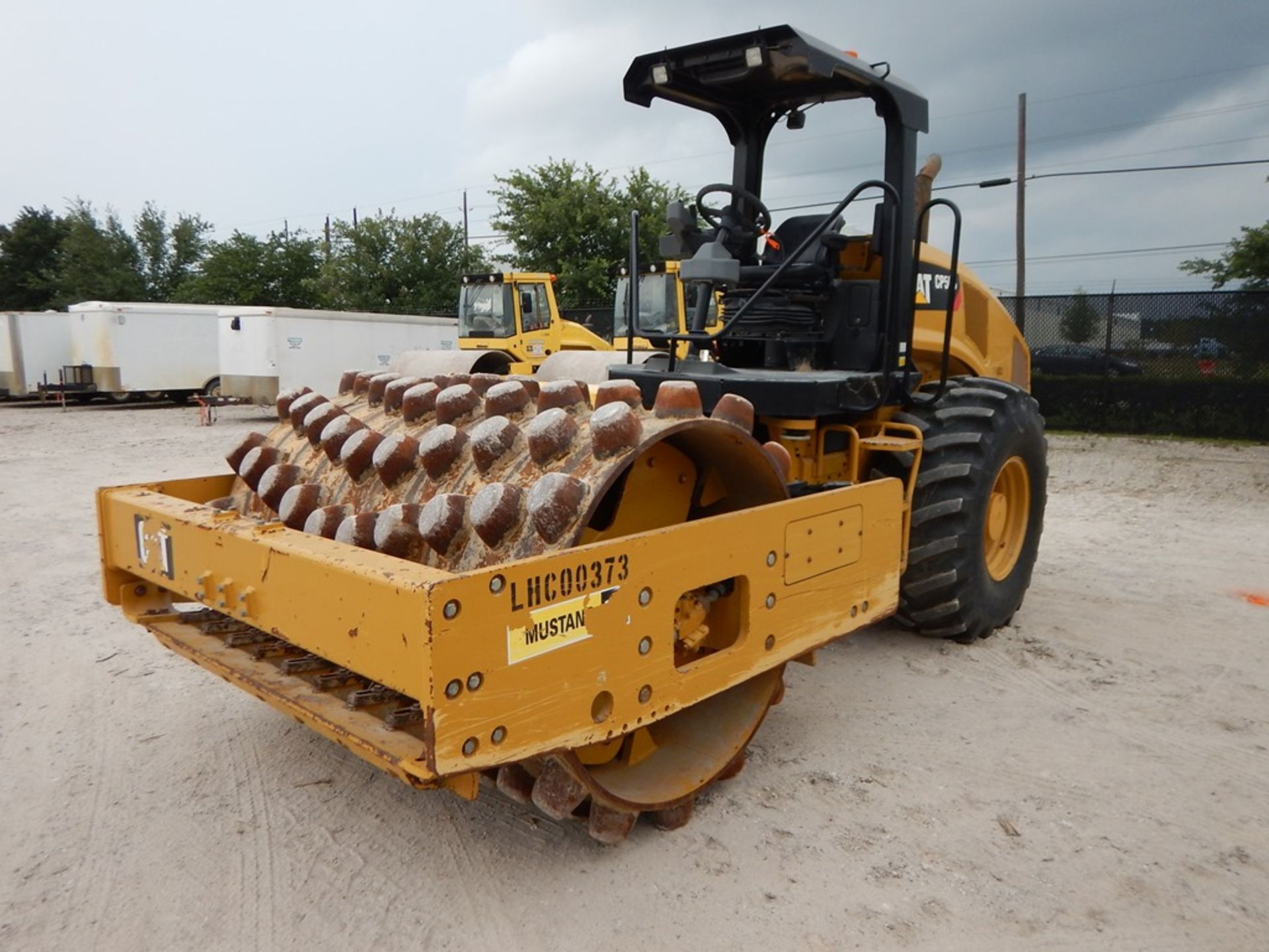 2013 Caterpillar Model CP56B Pad Foot Compactor 543 Hours | 84" PAD FOOT COMPACTOR, VIBRATORY DRUM