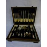 Oak cased canteen of cutlery