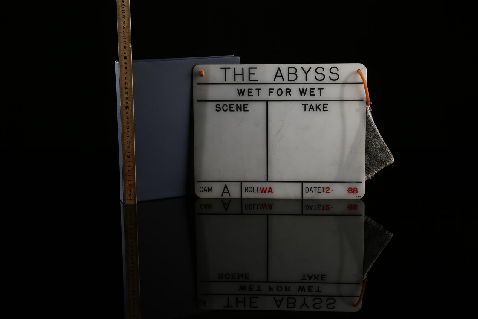 THE ABYSS (1989) - Script Binder and Underwater Slate A script binder and underwater slate from - Image 5 of 12