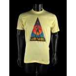 STAR WARS - EP IV - A NEW HOPE (1977) - Yellow Crew T-Shirt A crew T-shirt from George Lucas' sci-fi