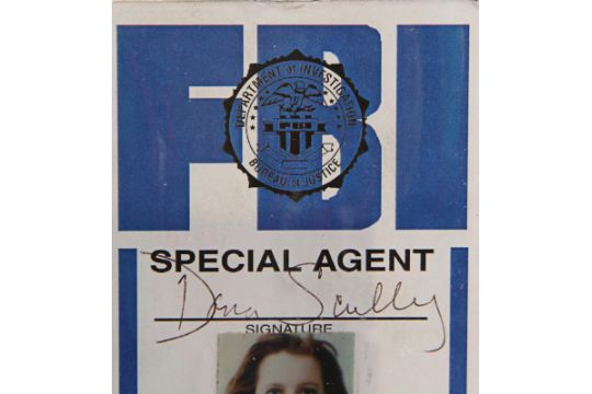 THE X-FILES (1993-2002) - Dana Scully's (Gillian Anderson) FBI ID Badge ...