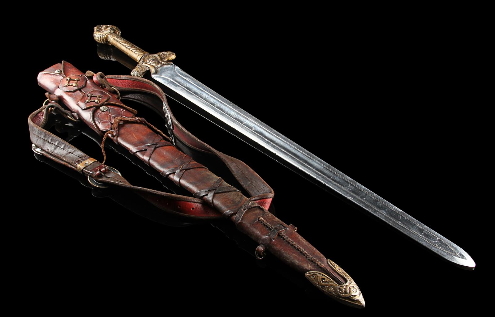 KING ARTHUR (2004) - Hero Excalibur Sword and Scabbard The fabled sword Excalibur from Antoine - Image 12 of 13
