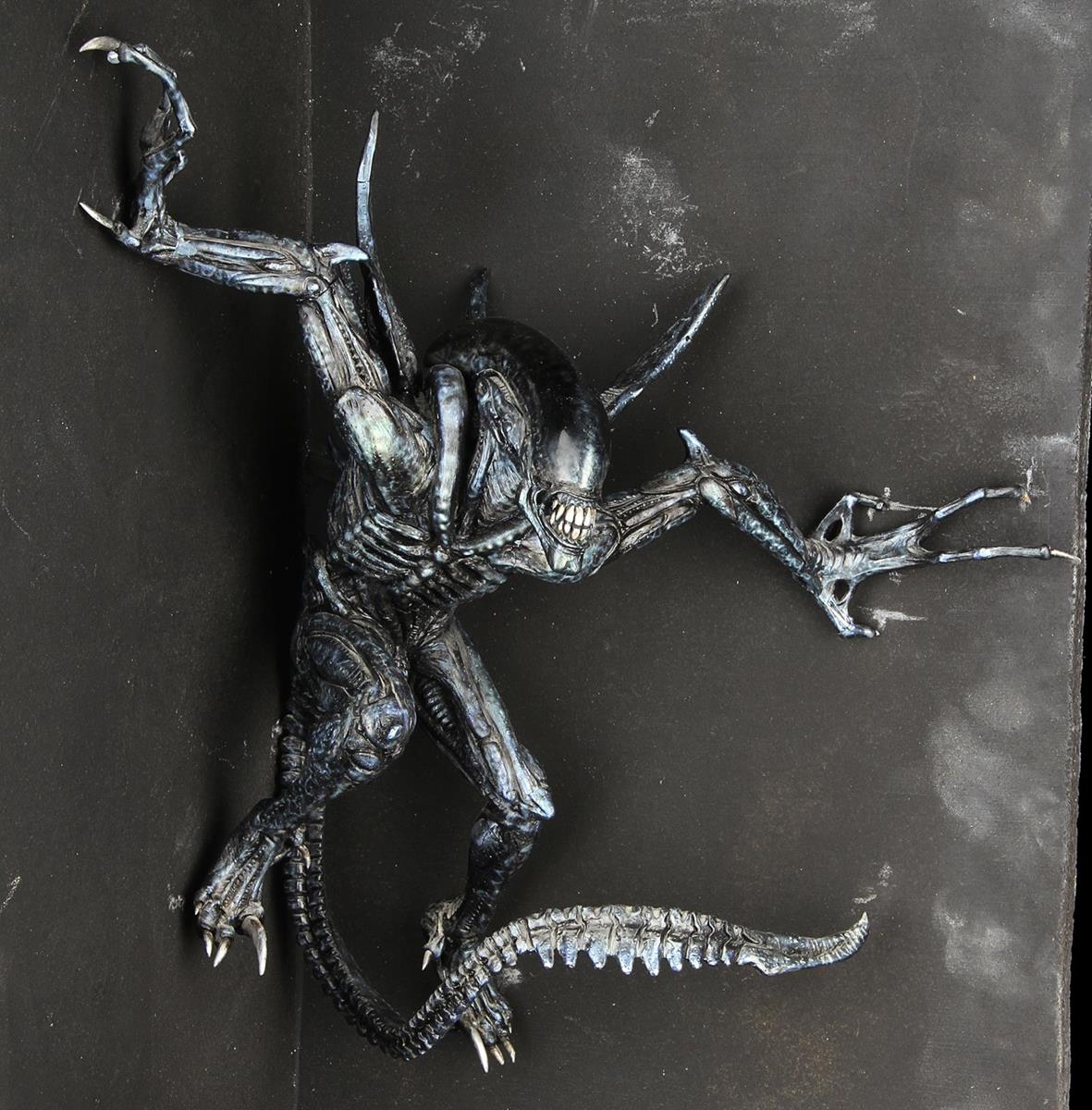 ALIEN vs PREDATOR (2004) - ADI Alien Warrior Maquette A maquette from Paul W.S. Anderson’s sci-fi - Image 16 of 17