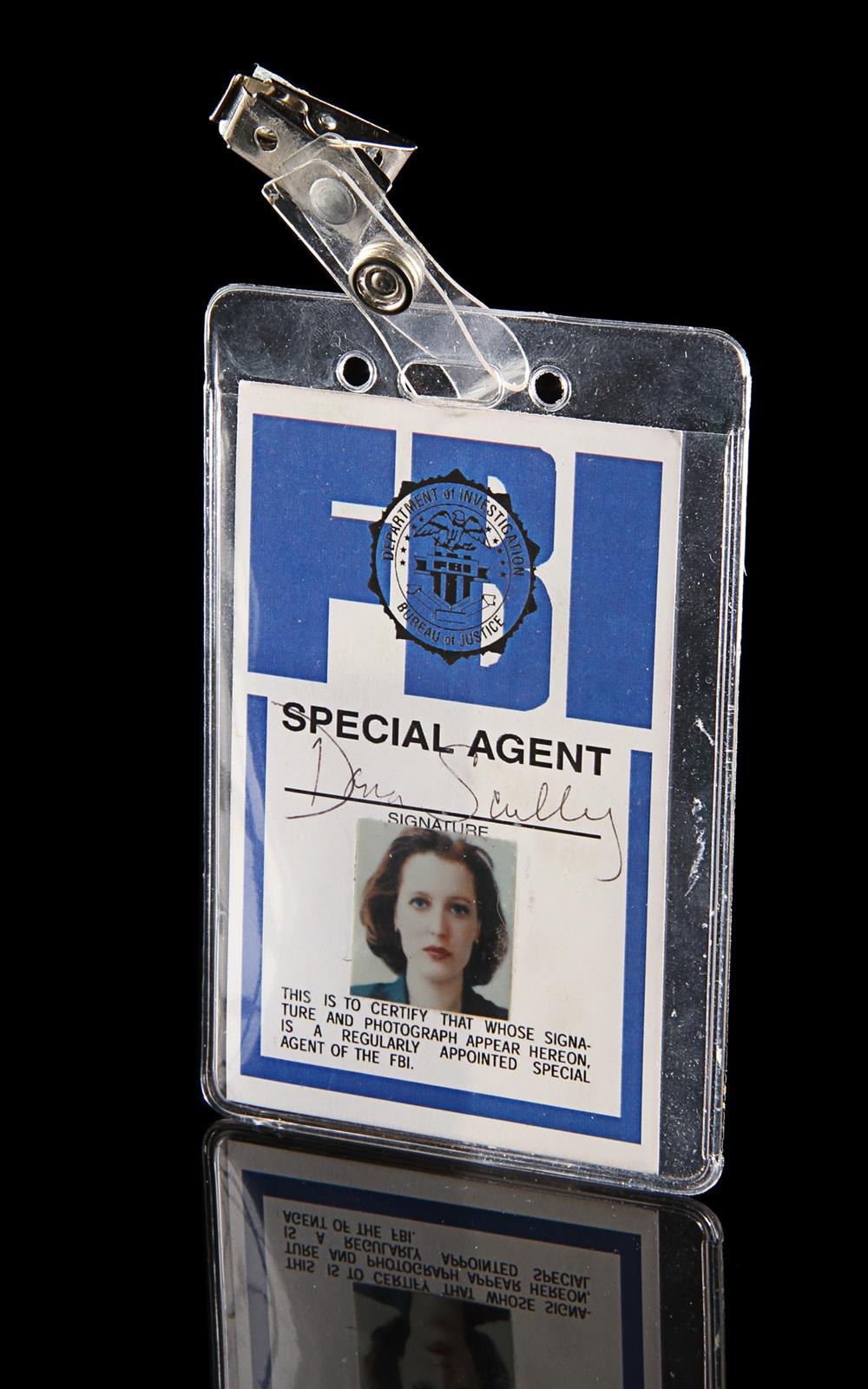 THE X-FILES (1993-2002) - Dana Scully's (Gillian Anderson) FBI ID Badge ...