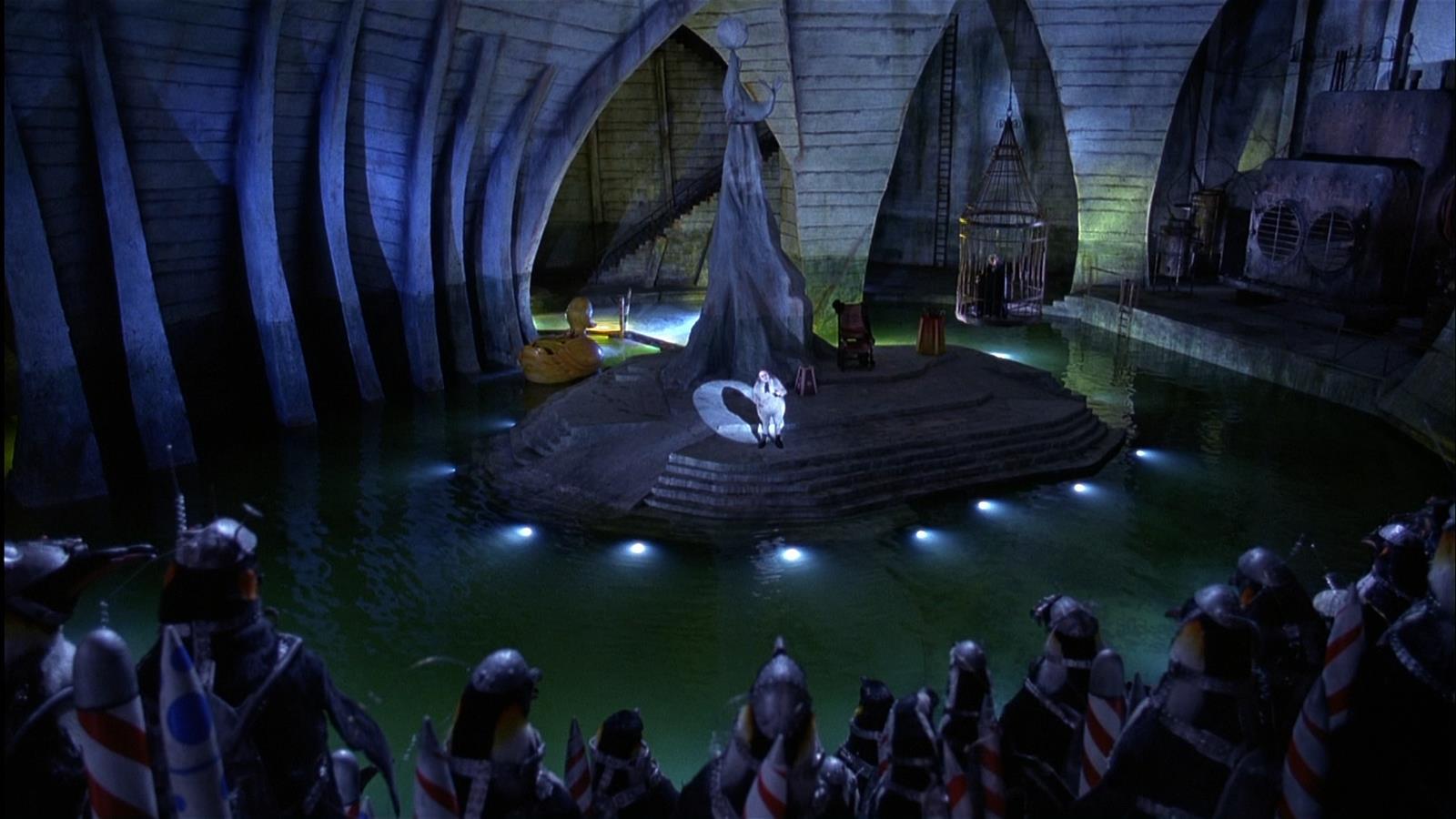 BATMAN RETURNS (1992) - Rocket Penguin A mind-controlled rocket penguin from the Tim Burton - Image 20 of 20