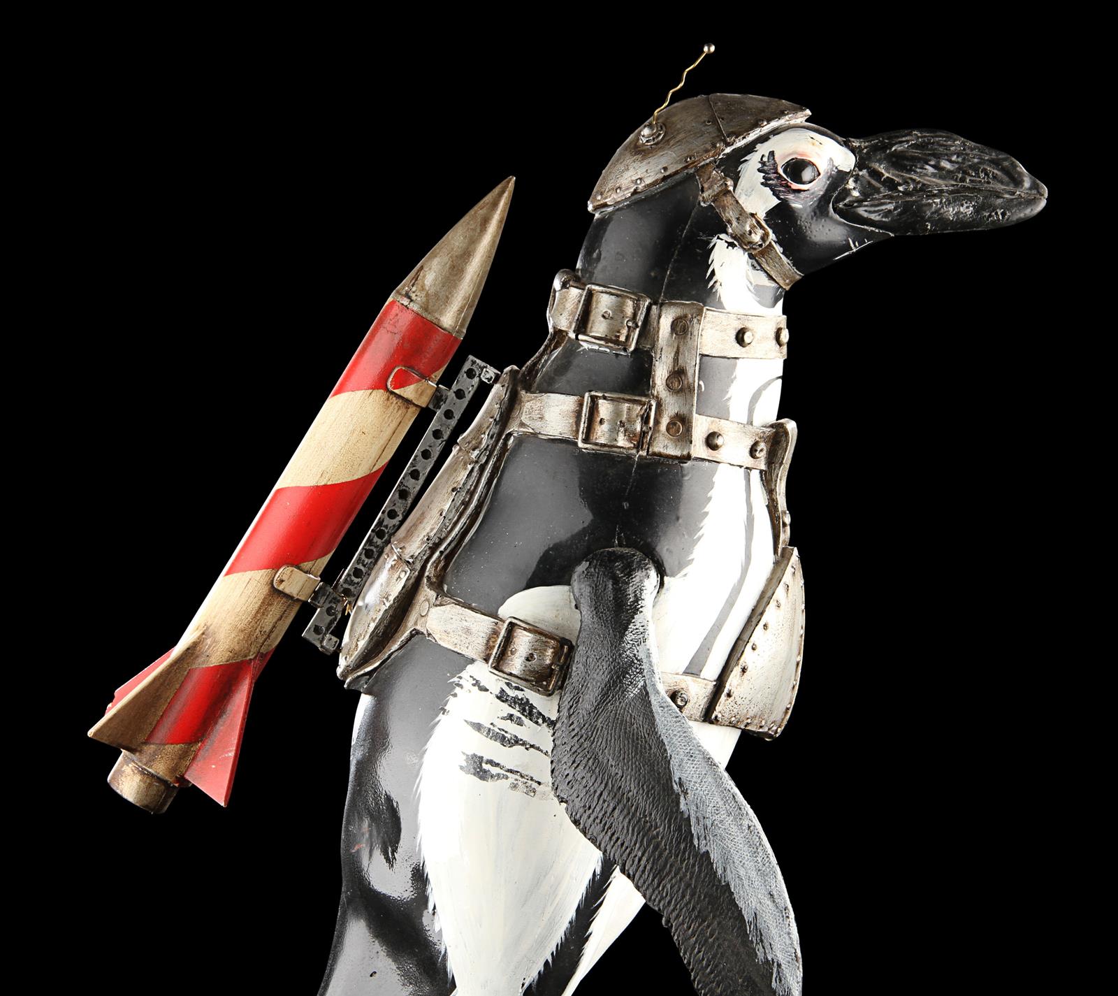 BATMAN RETURNS (1992) - Rocket Penguin A mind-controlled rocket penguin from the Tim Burton - Image 3 of 20