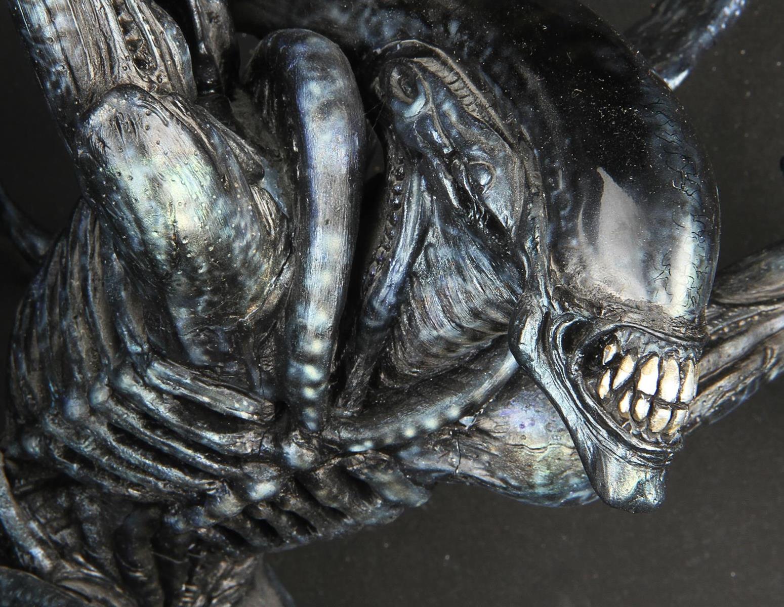 ALIEN vs PREDATOR (2004) - ADI Alien Warrior Maquette A maquette from Paul W.S. Anderson’s sci-fi - Image 3 of 17