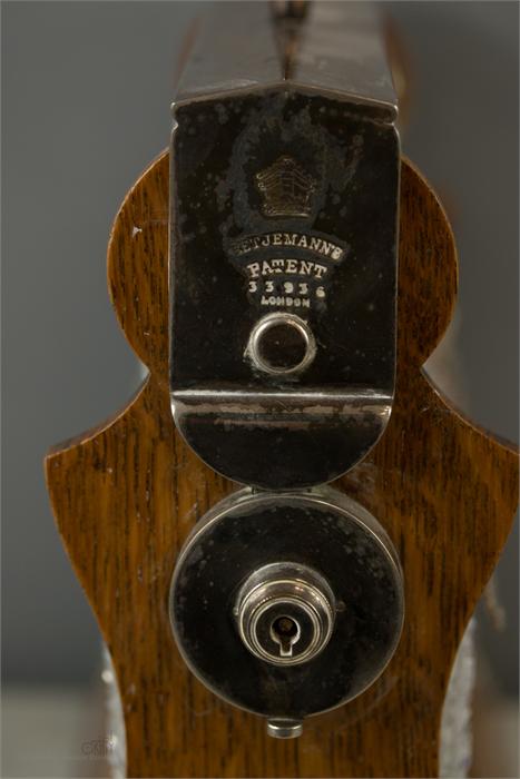 A Betjemans Patent tantalus, London, 33936, the oa - Image 50 of 72