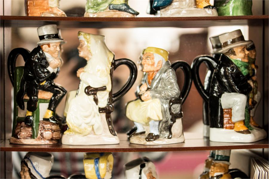 A quantity of Franklin Porcelain The Charles Dickens Toby Jug Collection, and mahogany stand. - Image 3 of 3