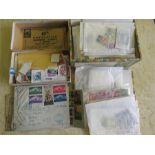 Philately: a quantity of worldwide stamps, loose.