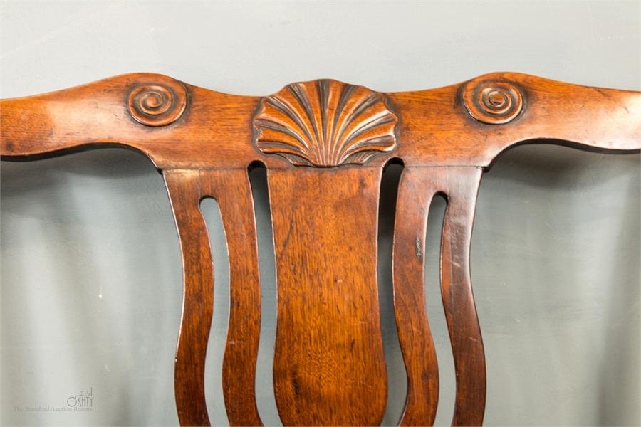 A George II walnut settee, with scallop shell motif, pierced splats, cabriole legs and ball & claw - Image 2 of 2