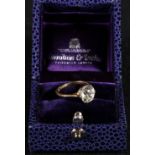 18ct gold diamond solitaire ring, diamond approx.