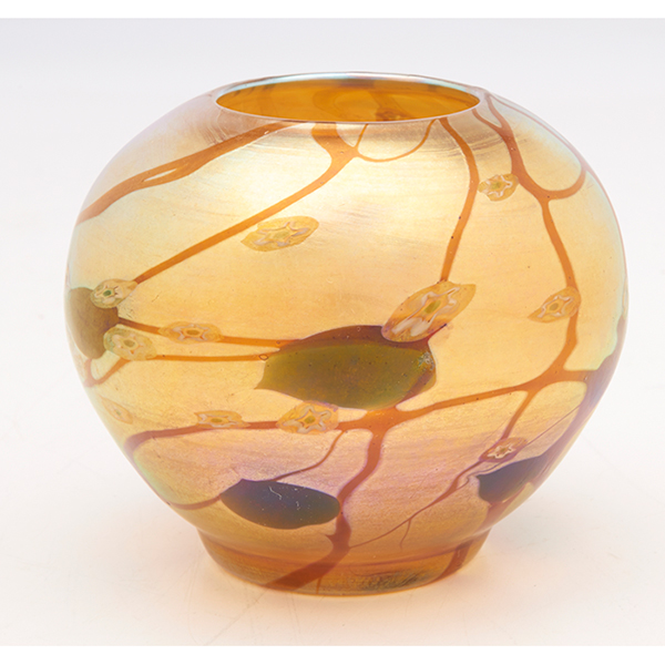 Louis Comfort Tiffany (1848-1933) vase, #5084A, New York, NY, Favrile glass with millefiori - Image 3 of 5