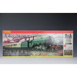 A Hornby 00 Gauge Flying Scotsman train set, R1039, LNER 447Z, comprising loco, tender,