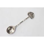 A Keswick School of Industrial Arts silver condiment spoon, with foliate finial, 1910,