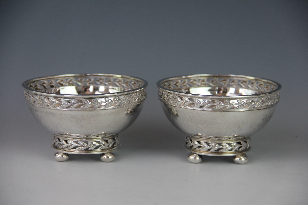 A pair of Arts and Crafts silver dishes by Albert Edwin Jones,