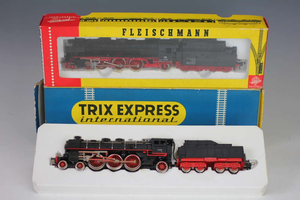 A Fleischmann 1362 locomotive and tender,