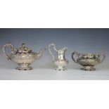 An early Victorian silver three piece tea service, Edward, Edward Junior, John & William Barnard,