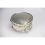 A silver circular box, Birmingham 1916,