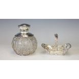 An Edwardian silver topped scent bottle, Birmingham 1908,