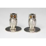 A cased pair of silver novelty owl menu holders, Sampson Mordan, Chester 1911,