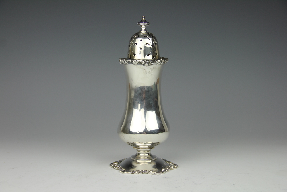 A silver sugar caster Elkington & Co Birmingham 1905,