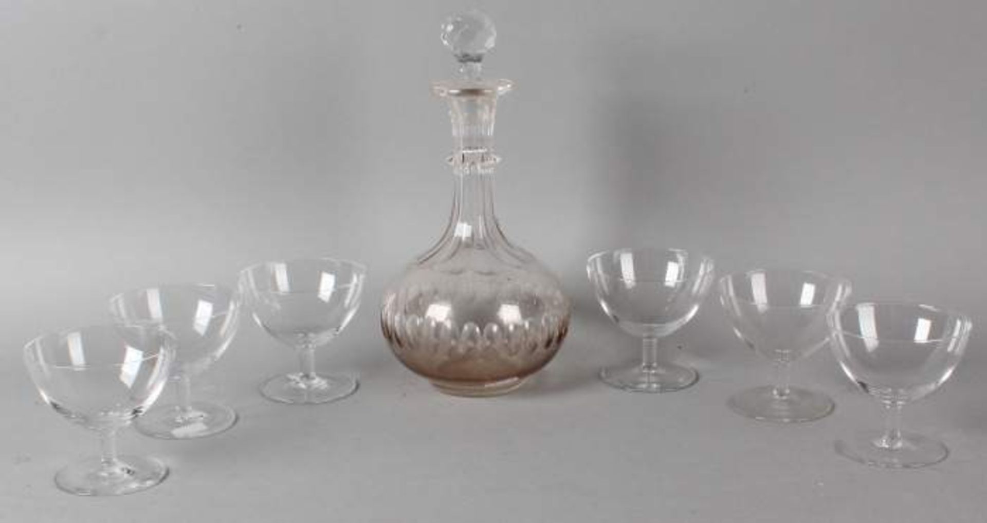 Crystal decanter with six glass sections 20th century 10-30cm Cond: G