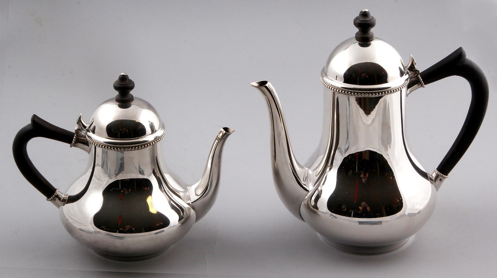 Two beautiful silver jugs, 925/000, Holland. Silver tea and teapot, model Bonton with pearl rim,