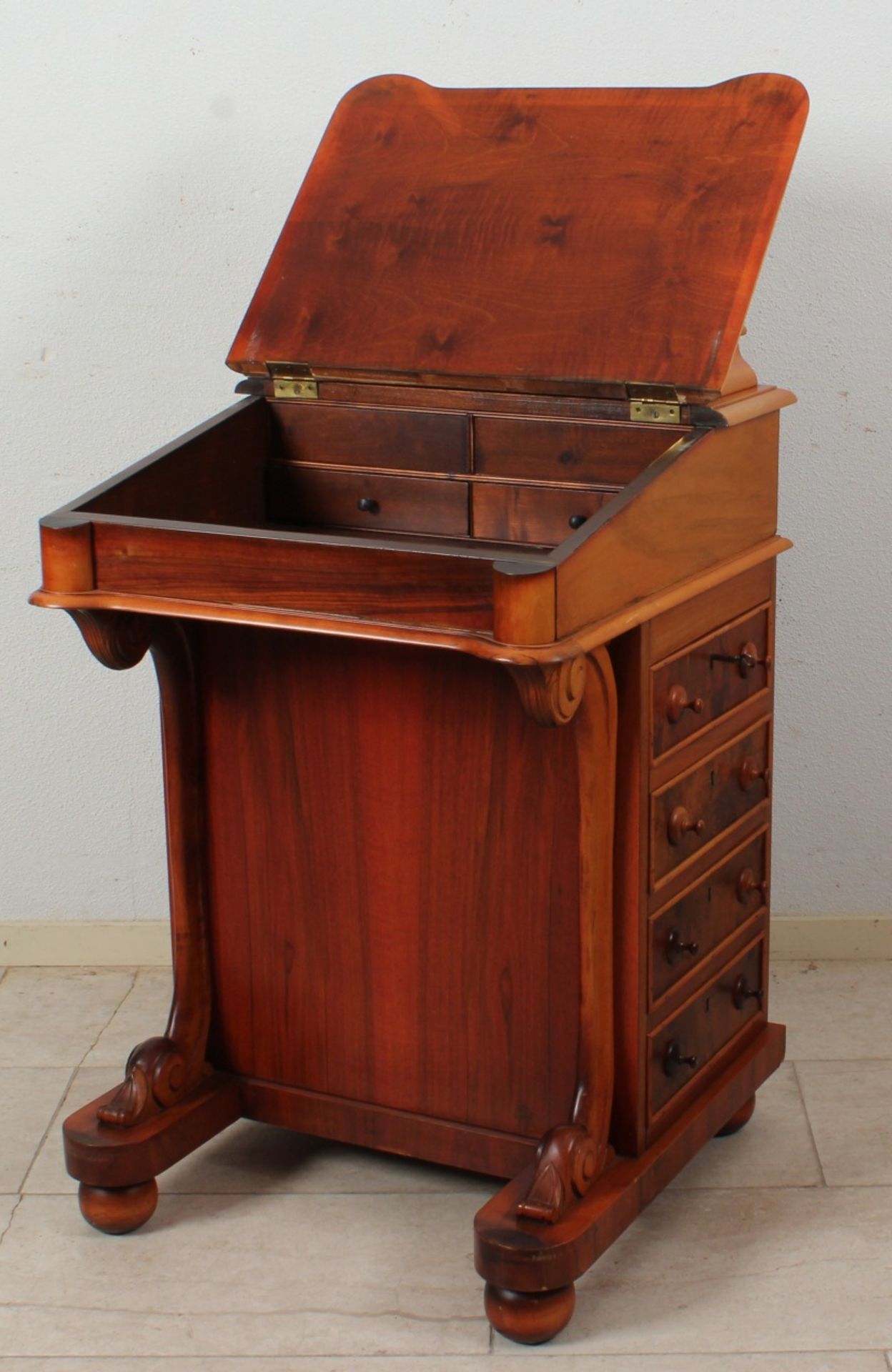 English mahogany Davenport writing desk with drawers side, 20th century 87x55x53cm. Cond: G Englisch - Image 2 of 2