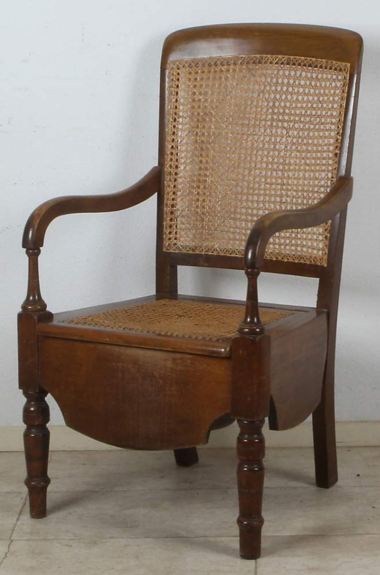 Nineteenth century mahogany kakstoel with woven seat and back, in good condition 100x53x55cm