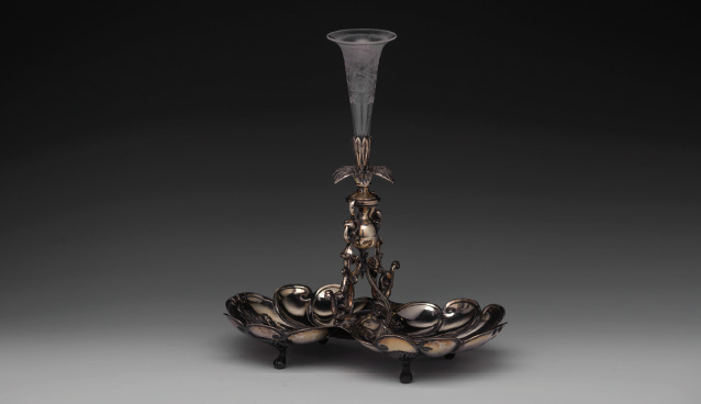 Centerpiece British, 1881-1890, manufactured by James Deakin & Sons. Silver-plated metal centerpiece